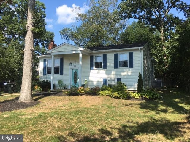 Building Photo - 306 St Marys Ave
