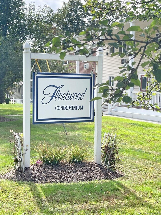 Foto del edificio - 92 Osborne Hill Rd
