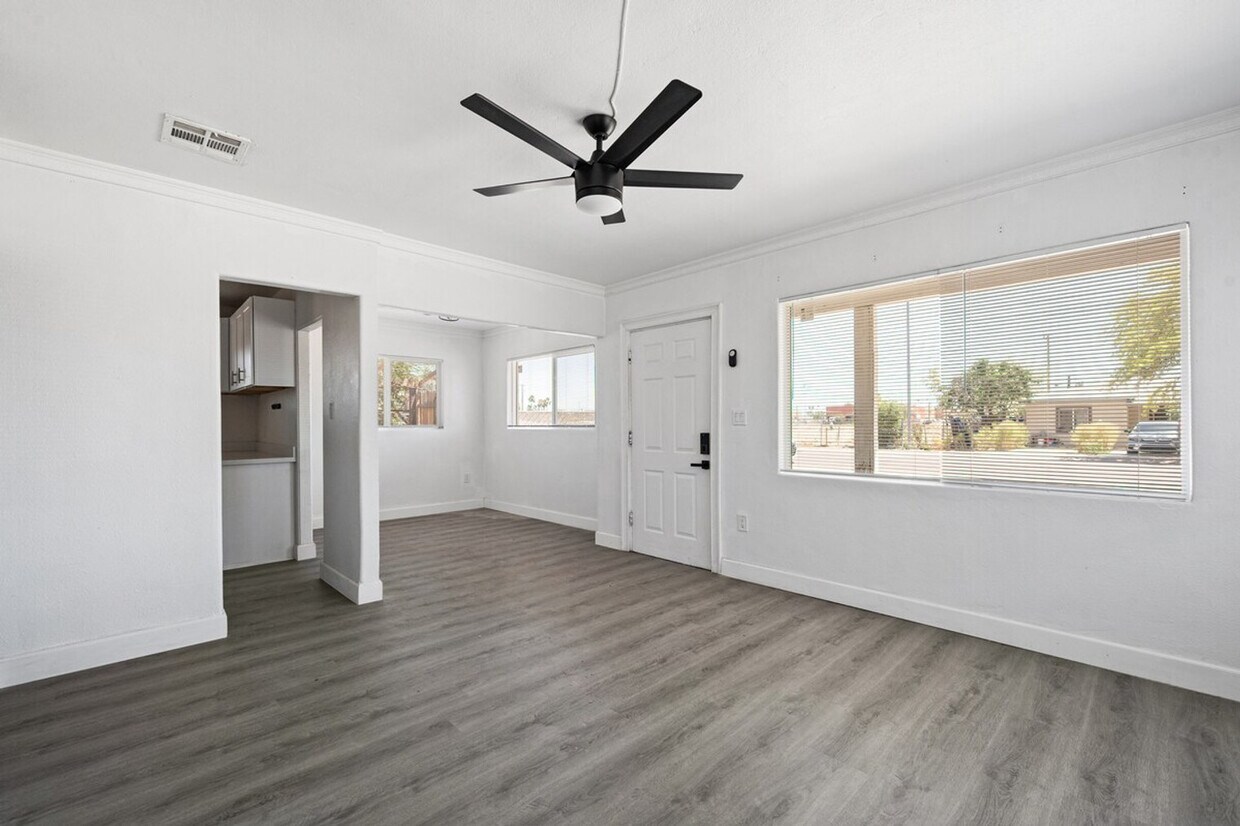 Foto principal - 731 W Pepper Pl