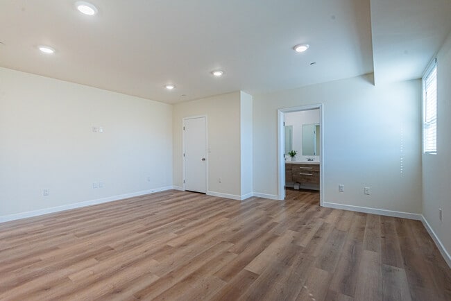 Master bedroom on first floor - 16753 Sherman Way