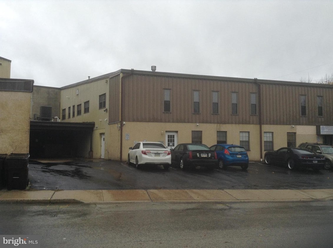 293 N Main St Unit C, Ambler, PA 19002 Room for Rent in Ambler, PA