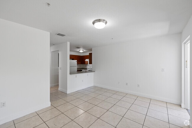 2HAB, 1BA - Palm West Apartments