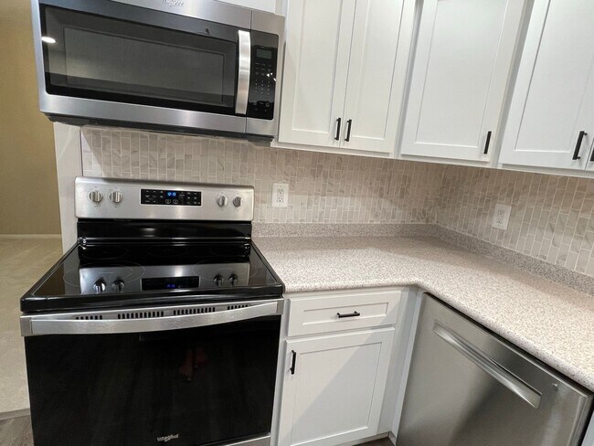 Building Photo - 12323 Mulberry Ct