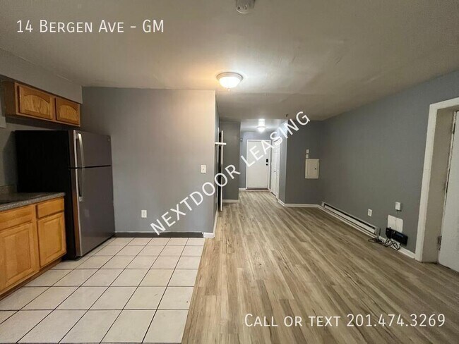 Foto del edificio - 14 Bergen Ave