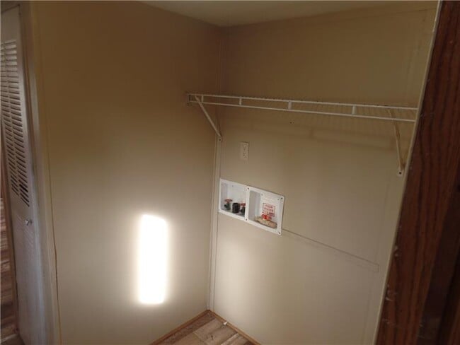 Building Photo - 135 Dv Byrd Ln