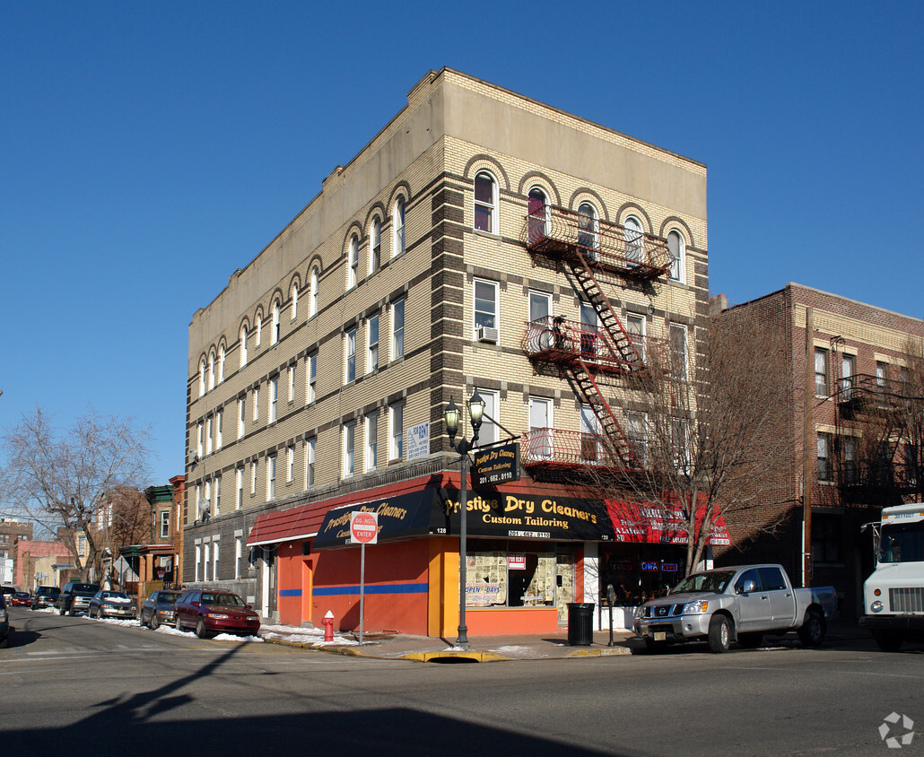 Foto del edificio - 6004 Buchanan Pl