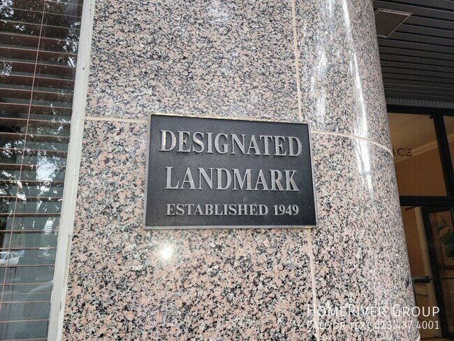 Foto del edificio - City Place Step Back in Time