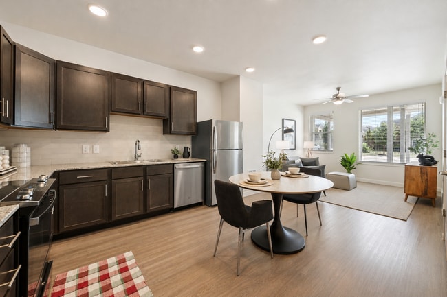 Building Photo - Ekos City Heights
