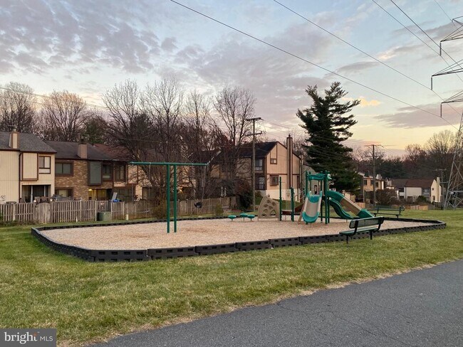 Building Photo - 3409 Wheatwheel Ln