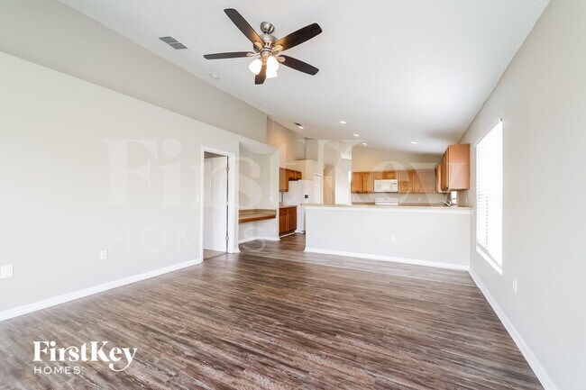 Foto del edificio - 984 Alsace Dr