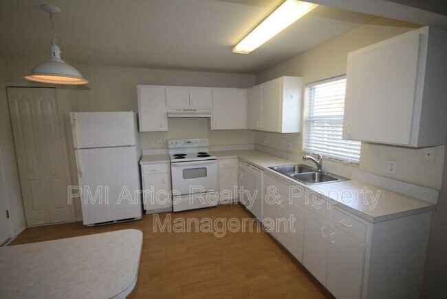 Foto del edificio - 12415 Dawn Vista Dr