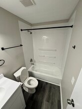 Building Photo - 5556 Allemong Dr