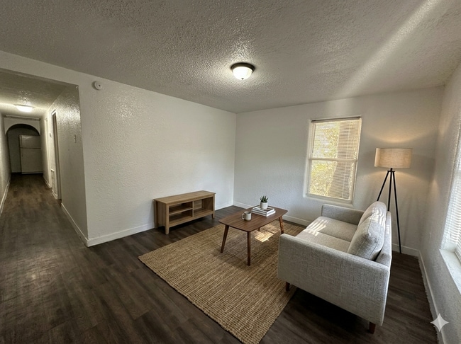 Building Photo - 1629 W 31st St