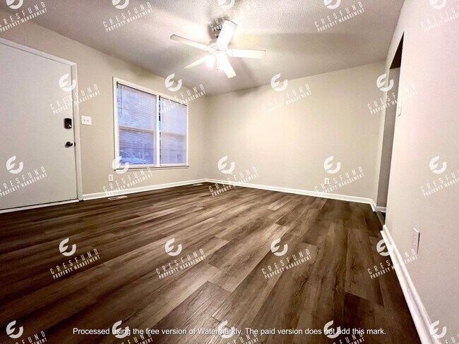 Foto del edificio - 3BR with Fenced Backyard - READY FOR MOVE IN TODAY!