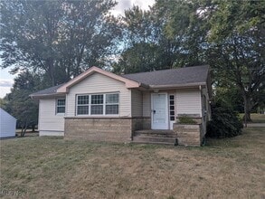 Building Photo - 602 Longmere Dr