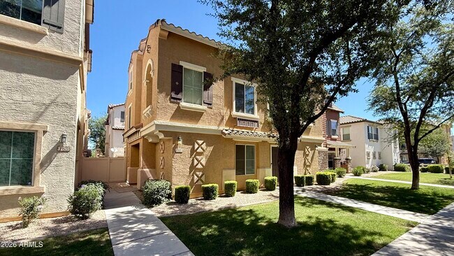 Foto del edificio - 161 W Campbell Ct