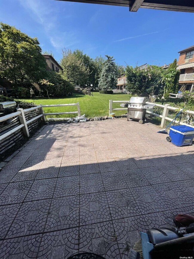 31414 121st St, Queens, NY 11356 Condo for Rent in Queens, NY