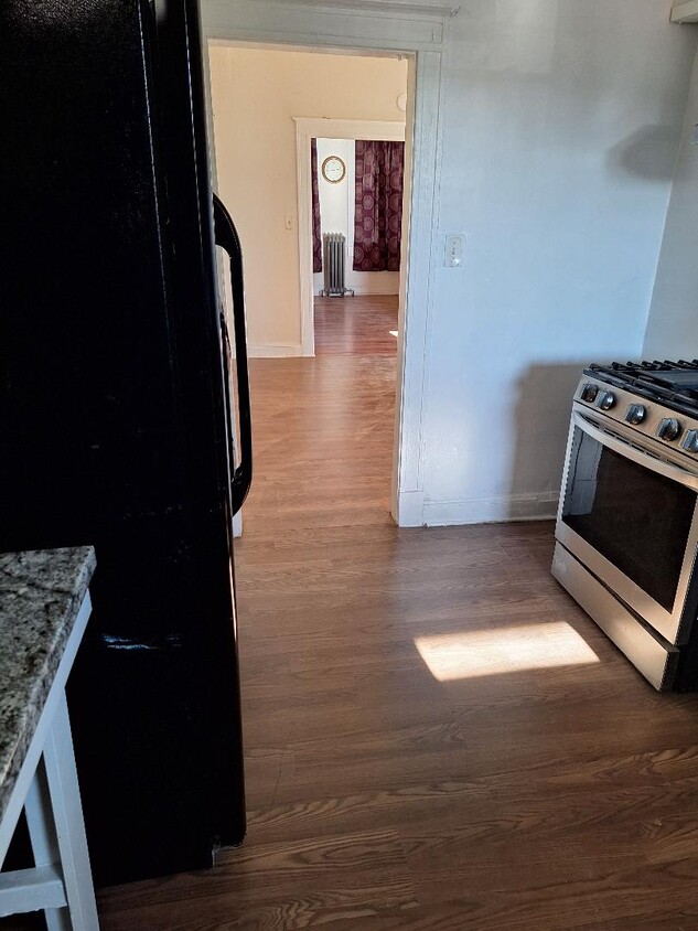 Foto del edificio - 1533 Homestead St