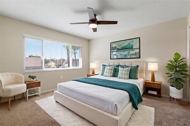 Building Photo - 4440 Pelorus Dr