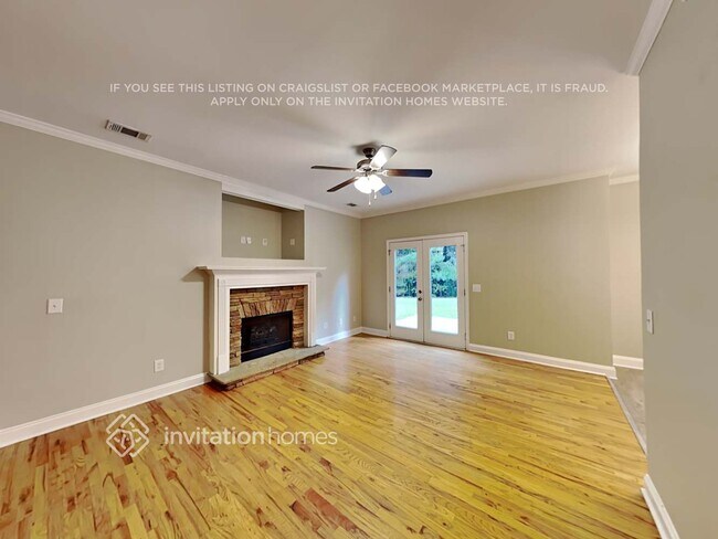 Building Photo - 649 Royal Crest Ct