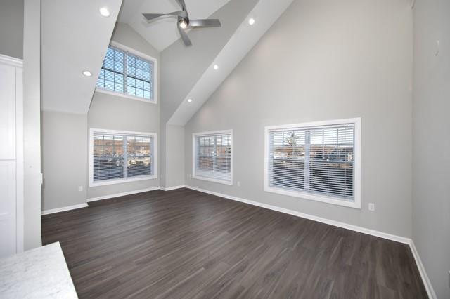 Building Photo - 125 Charles Pond Dr