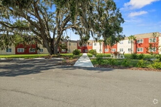 Building Photo - 260 Spanish Moss Cir