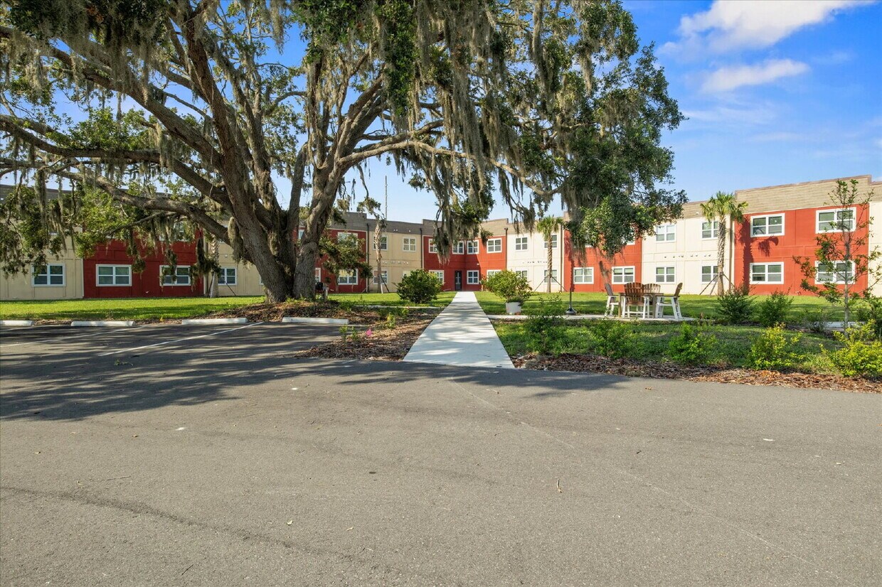 Foto principal - 260 Spanish Moss Cir