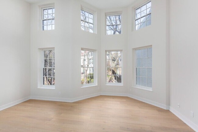Atrium Living Room - 3012 Q St NW