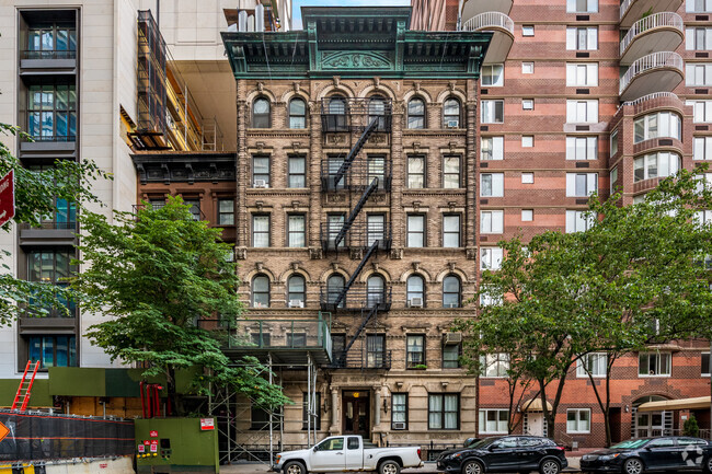 Building Photo - 422 E 58th St