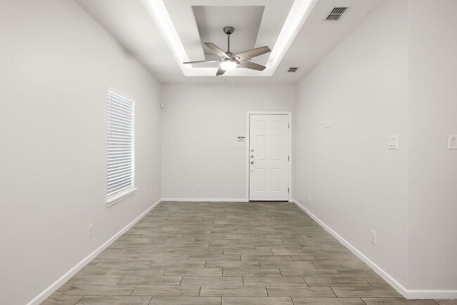 Building Photo - 4709 Magnolia Ave