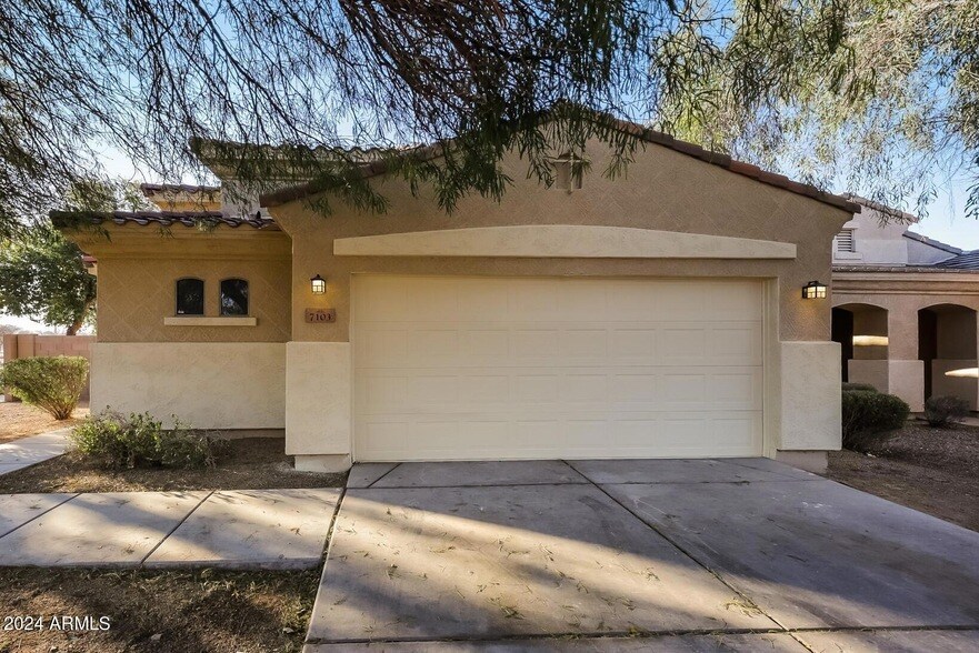 Primary Photo - 7103 W Pioneer St