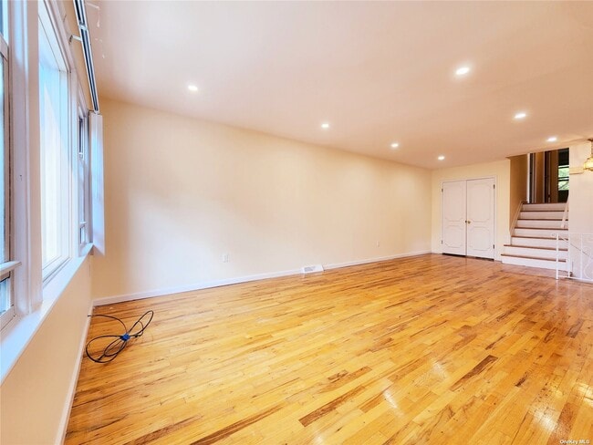 Building Photo - 221-21-221-59 59th Ave