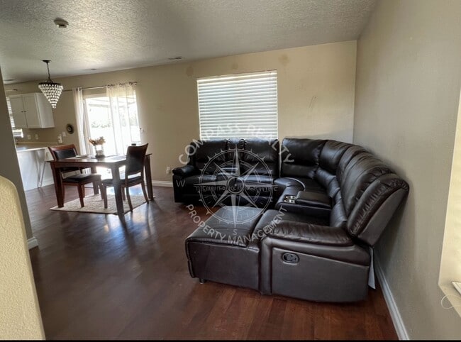 Building Photo - 177 Interlochen Ln