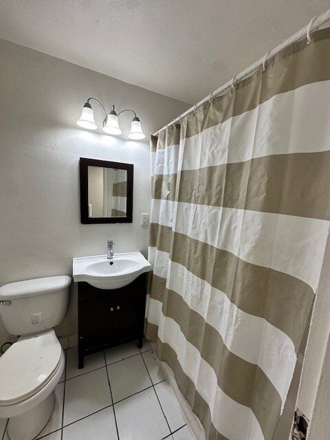 Foto del edificio - 1646 N Prospect Ave