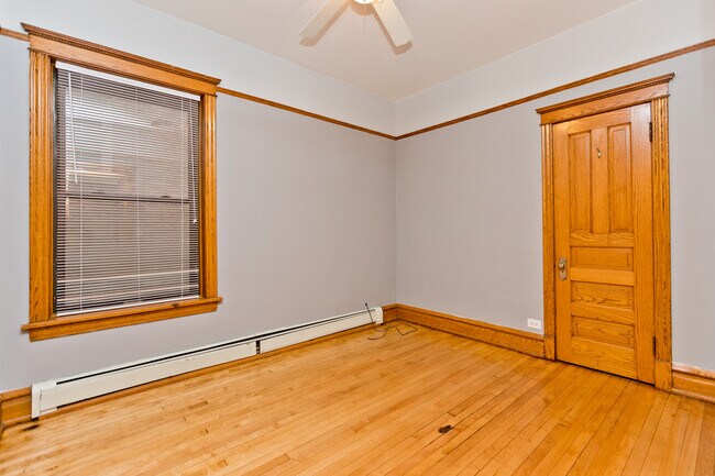 Foto del edificio - 3713 N Magnolia Ave