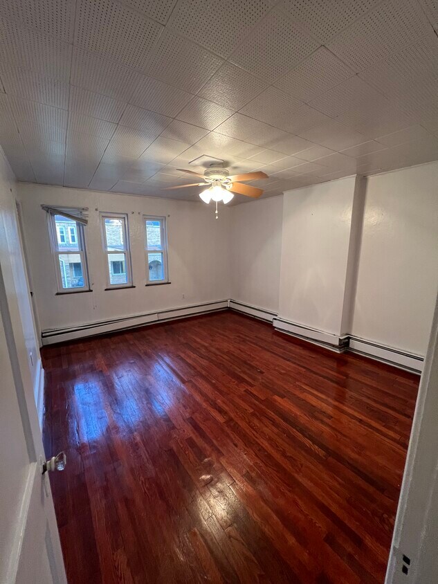 Photo - 348 Oakland Ave (Pittsburgh, PA)