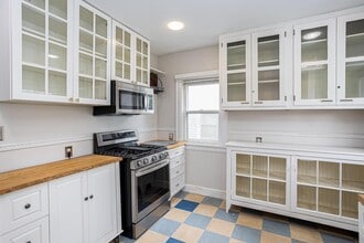 Building Photo - 174 W Weber Rd