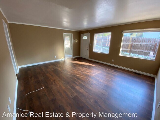 Building Photo - 3538 Curlew St