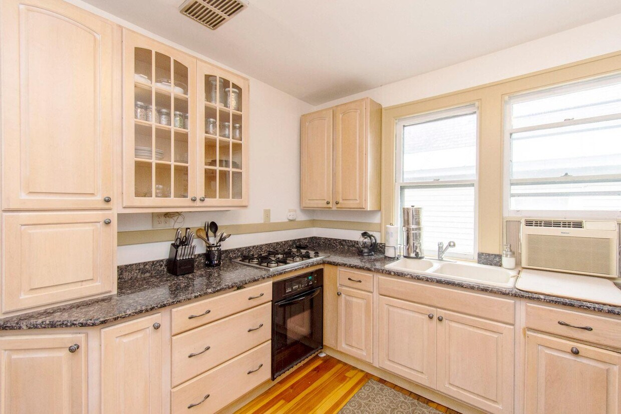Foto principal - 66 Winthrop Ave