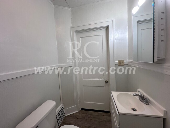 Foto del edificio - 1115 Harmon-