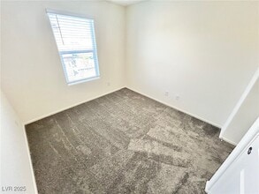 Building Photo - 9916 Bumblebee Hls St