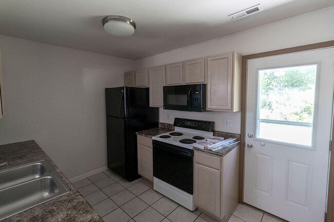 Building Photo - 1625 Bold Ruler Ct