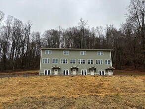 Building Photo - 135 Old Fall Creek Rd