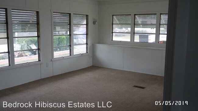 Building Photo - 1 Hibiscus Ln