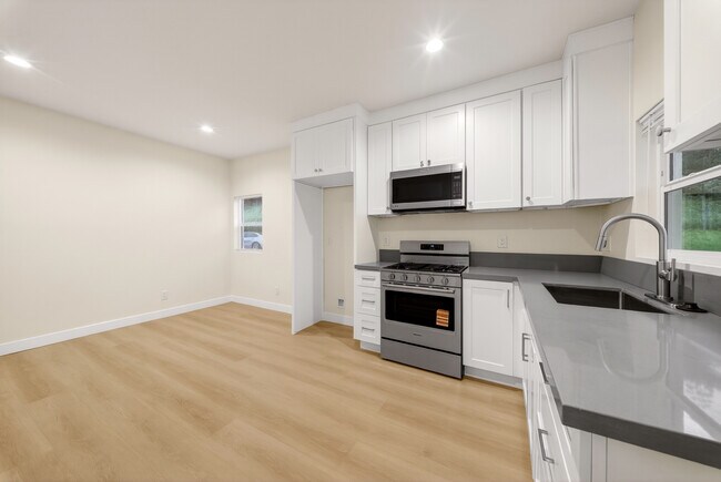 Foto del edificio - 3441 Drew St