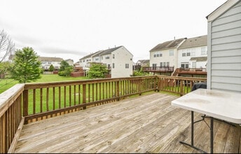 Building Photo - 22542 Maison Carree Square