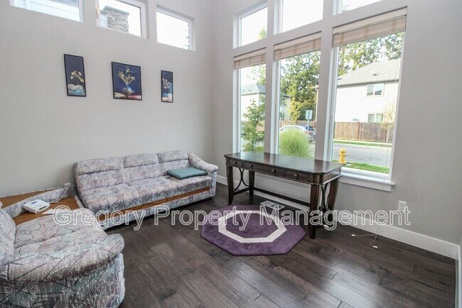 Photo - 106 176th Pl SW House