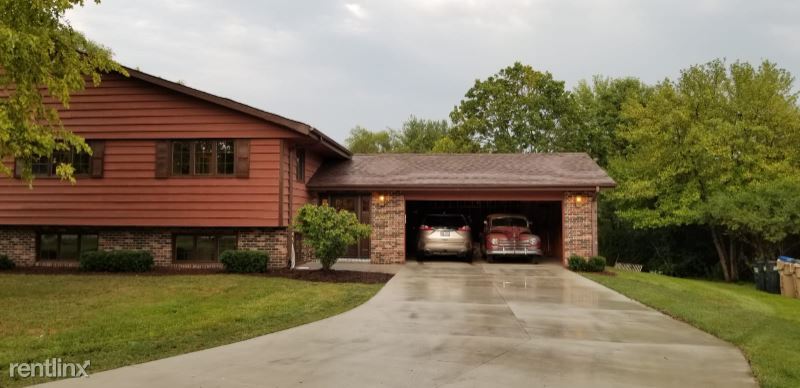 Foto principal - 4 br, 3 bath House - 12409 85th Ave