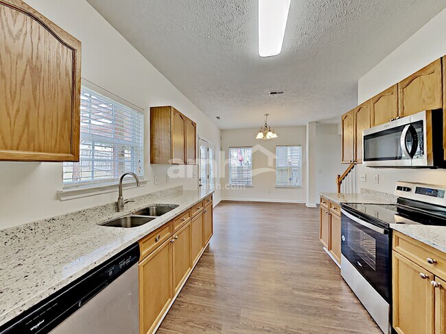 Building Photo - 8029 Maggie Ct