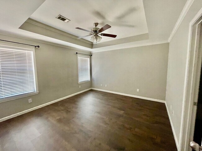 Building Photo - 2415 Bluestone Dr